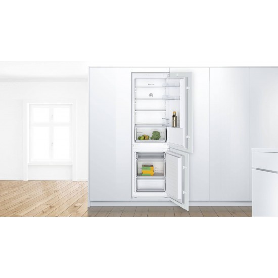 Хладилник Bosch KIV86NSF0