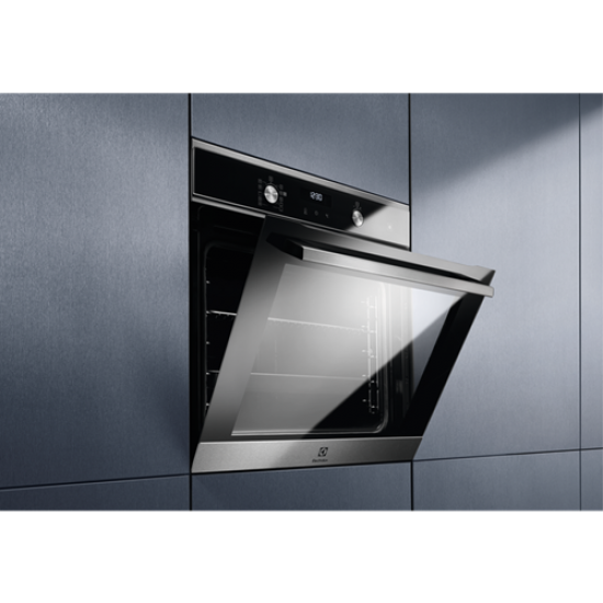 Фурна за вграждане Electrolux EOD6P71Z