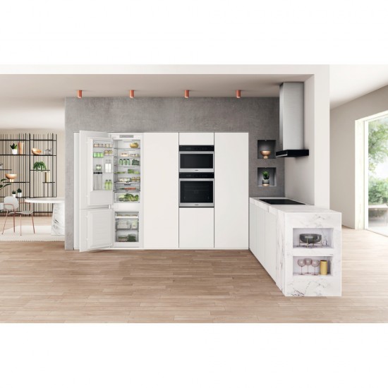 Хладилник Whirlpool WHC18 T573 